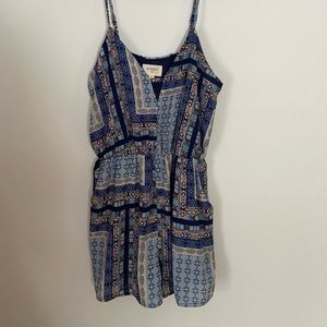 Everly Women’s Blue Geometric Romper
